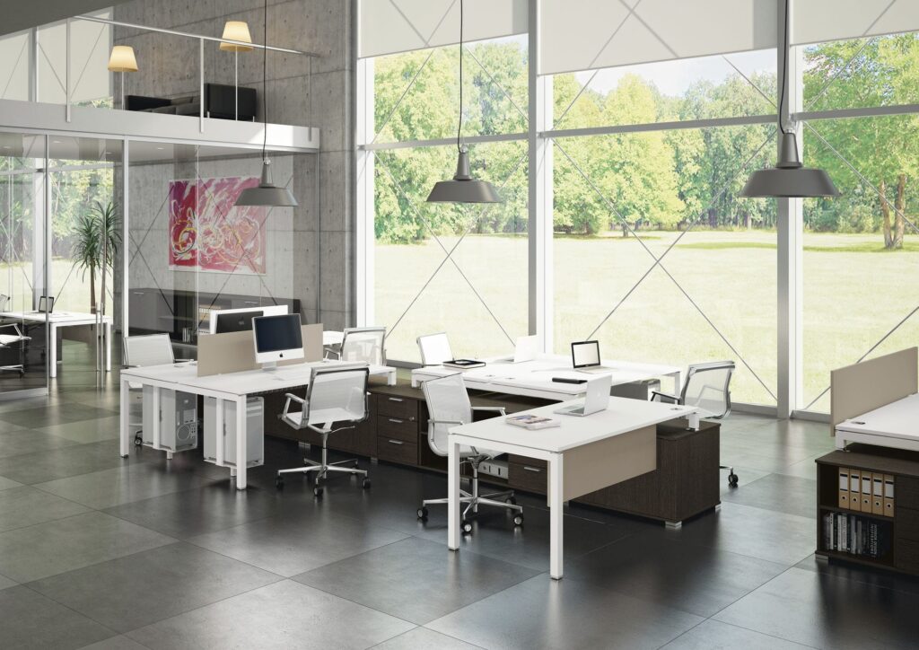 Espace de travail avec bureaux modulaires Gate de Bralco